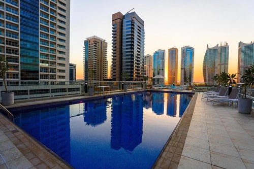 Deluxe Studio Apartment Next to Marina Mall 11 Luxury Bookings