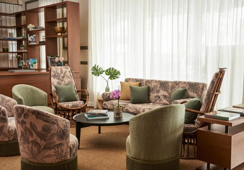 King Room Near Jewish Museum of Florida MIA 5 Luxury Bookings