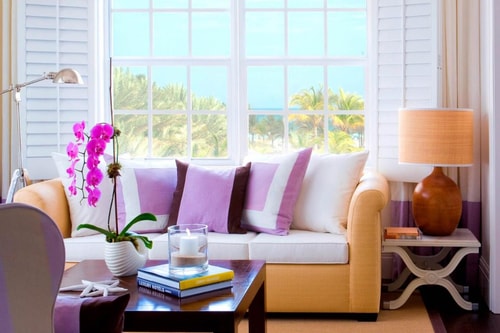 King Room Near Starbucks MIA 11 Luxury Bookings