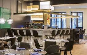 Deluxe Studio Near Walgreens MIA 8 Luxury Bookings