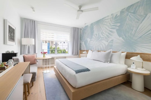 King Room Near Expert ATM MIA Luxury Bookings