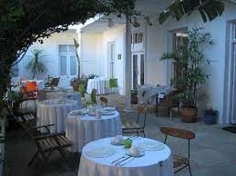 Deluxe Studio Near Walgreens MIA 11 Luxury Bookings