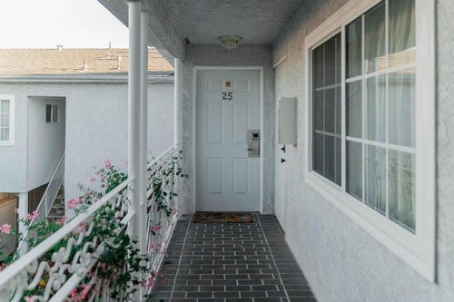 Queen Room Near Hotchkiss Park LA 5 Luxury Bookings