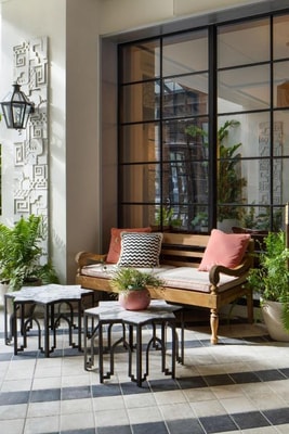 Standard Queen Room Near Vans MIA 7 Luxury Bookings