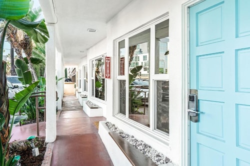 Classic Queen Room Near Ocean View Park LA 7 Luxury Bookings