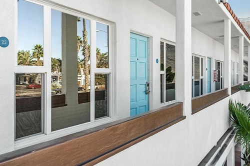 Classic Queen Room Near Ocean View Park LA 11 Luxury Bookings