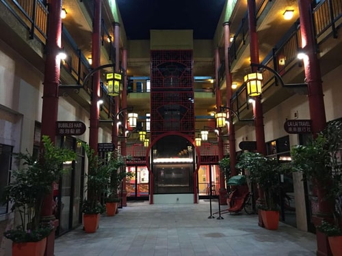 King Room Near Ord and Yale Street Park LA 13 Luxury Bookings