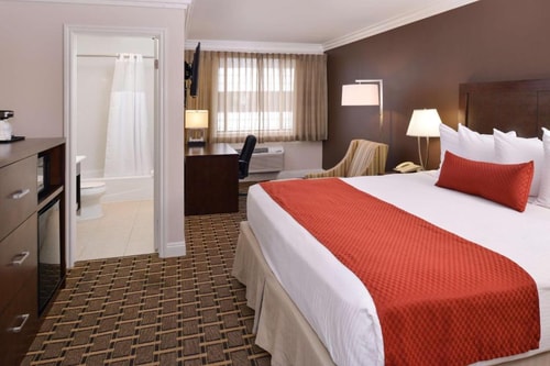 King Room Near Lafayette Park LA 3 Luxury Bookings