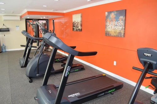 King Room Near Lafayette Park LA 14 Luxury Bookings