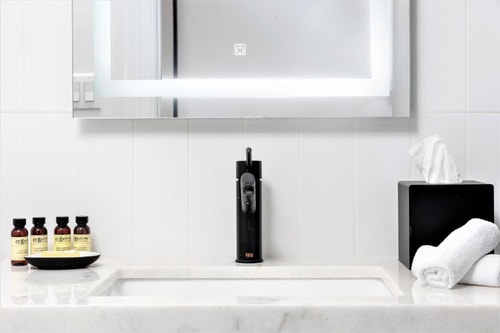 Standard Room Near Miami Massage Therapy MIA 2 Luxury Bookings