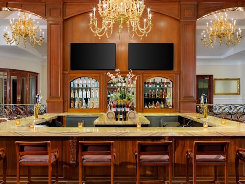Deluxe Room Near The Trump Spa Doral MIA 7 Luxury Bookings