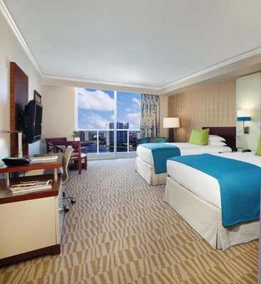 Deluxe Room Near United States Postal Service MIA 0 Luxury Bookings