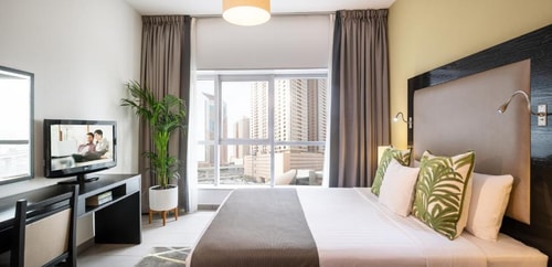One Bedroom Premier Next to Internet Metro Station Luxury Bookings
