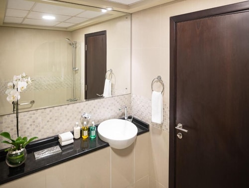 Executive Studio Apartment Near Metro Station 2 Luxury Bookings