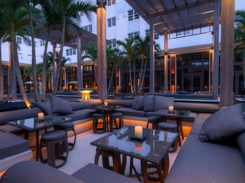 Studio Near Collins Park MIA 7 Luxury Bookings