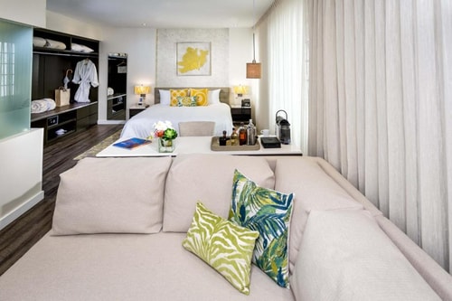 Deluxe Suite Near World Erotic Art Museum MIA 2 Luxury Bookings