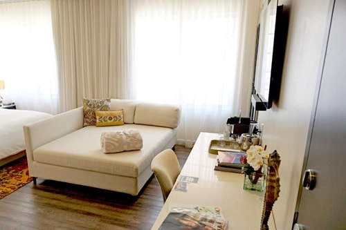Deluxe Suite Near World Erotic Art Museum MIA 6 Luxury Bookings
