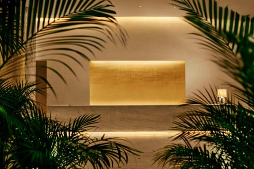 Standard King Room Near Matador Room MIA 2 Luxury Bookings