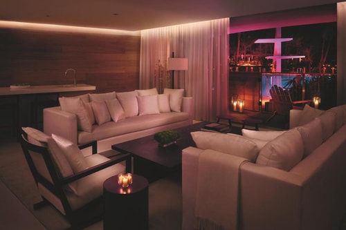 Standard King Room Near Matador Room MIA 4 Luxury Bookings