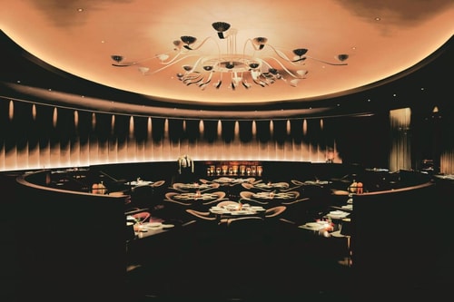 Standard King Room Near Matador Room MIA 8 Luxury Bookings