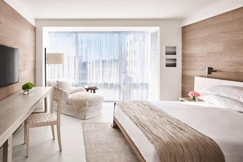 Standard King Room Near Matador Room MIA 0 Luxury Bookings