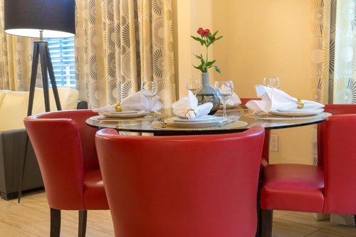 One Bedroom Apartment Near Basketball Court MIA 6 Luxury Bookings