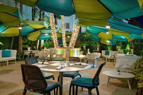 King Room Near News Cafe MIA 10 Luxury Bookings