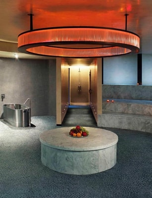 Standard Medium Near Monterrey Bar MIA 4 Luxury Bookings