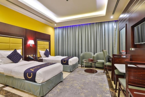 Deluxe Apartment Near Abu Hail Park Dubai Luxury Bookings