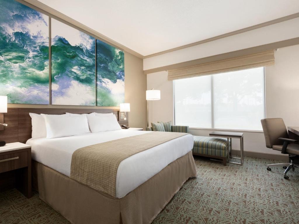 One Bedroom King Suite 7 Eleven ORL Luxury Bookings