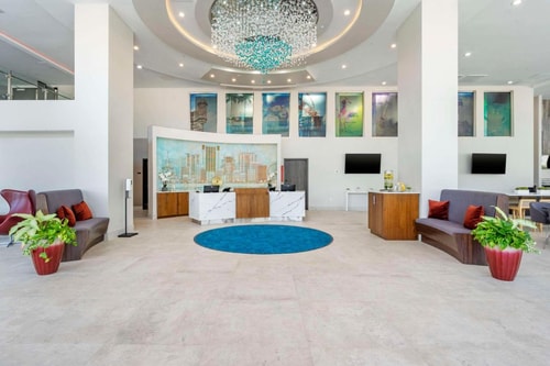 King Room Near Walgreens ORL 9 Luxury Bookings