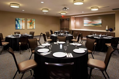 King Suite Near Charcoal Zyka ORL 7 Luxury Bookings