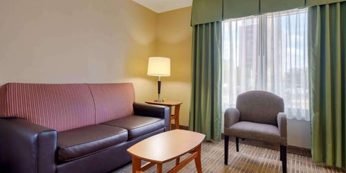 Deluxe Queen Studio Near Walgreens ORL 9 Luxury Bookings