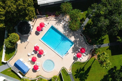 Standard King Room Near Waffle House ORL 13 Luxury Bookings