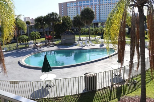 King Room Near Red Lobster ORL 12 Luxury Bookings