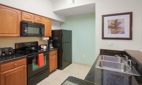 Two Bedroom Suite Near Levis Outlet Store ORL 2 Luxury Bookings