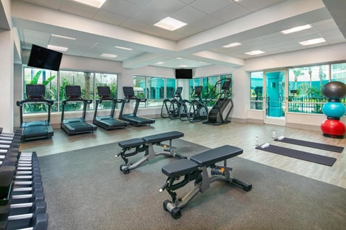 King Room Near Public Storage ORL 14 Luxury Bookings