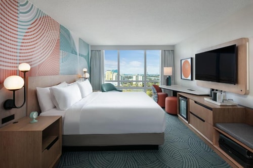 King Room Near Public Storage ORL 0 Luxury Bookings