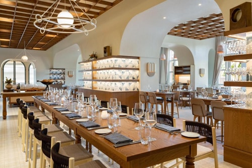 King Guest Room Near Tennis Court ORL 11 Luxury Bookings