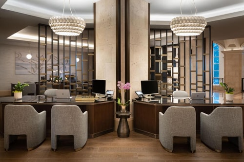 King Guest Room Near Tennis Court ORL 13 Luxury Bookings