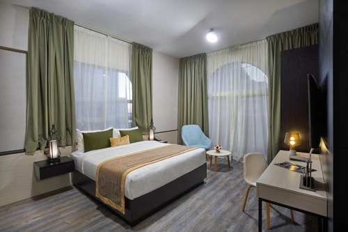 Deluxe Room Near Al Khan Beach By Luxury Booking 8 Luxury Bookings
