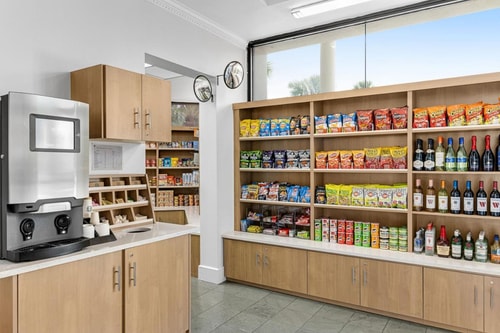 Two Bedroom Villa Near Central Pantry ORL 10 Luxury Bookings