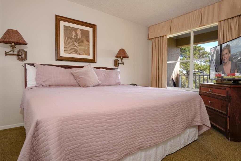 Deluxe One Bedroom Near Play Florida Golf ORL Luxury Bookings