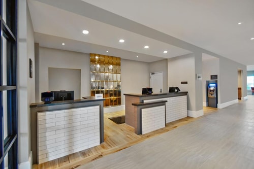 King Studio Near Five Below ORL 8 Luxury Bookings