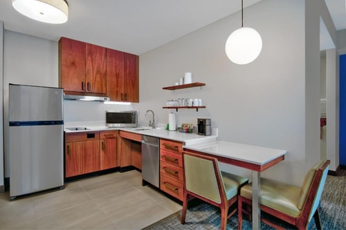 King Studio Near Five Below ORL 1 Luxury Bookings