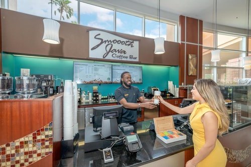 Standard Room Near Alamo Rent A Car ORL 12 Luxury Bookings