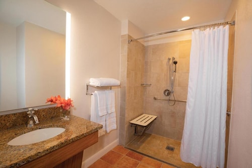 One Bedroom Near Basketball court v ORL 5 Luxury Bookings