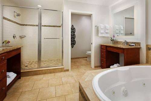 One Bedroom Near Basketball court v ORL 6 Luxury Bookings