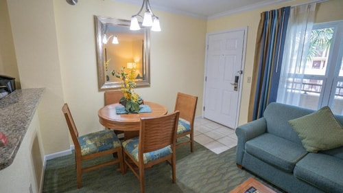 Executive One Bedroom Suite Near Halal Market ORL 5 Luxury Bookings