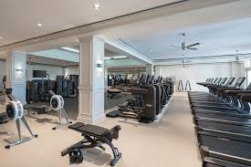 King Room Near Knife Spoon ORL 11 Luxury Bookings